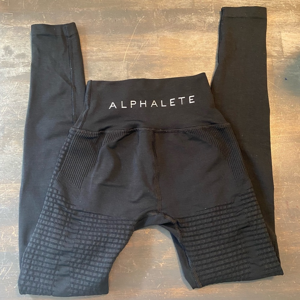 Alphalete Halo Leggings size XS